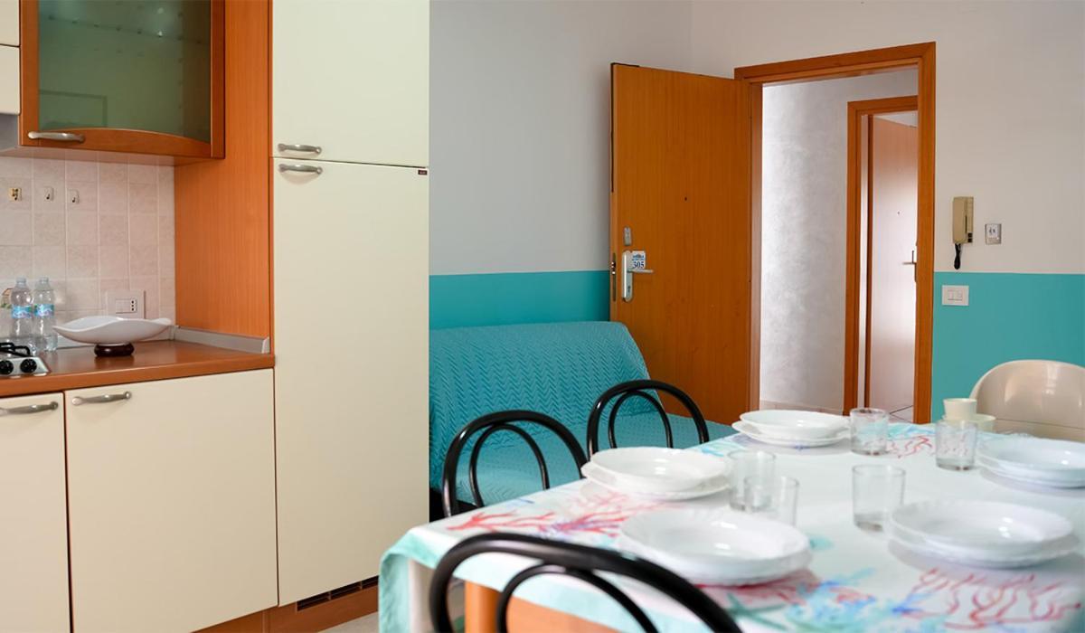 Residence Riviera Alba Adriatica Exteriör bild